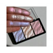 Paleta hajlajtera REVOLUTION PRO Supreme Highlight Ice 3 Paleta hajlajtera REVOLUTION PRO Supreme Highlight Ice