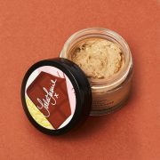 Piling maska za hidrataciju i podmladjivanje lica REVOLUTION SKINCARE Jake Jamie kakao i ovas 50ml 3 Piling maska za hidrataciju i podmladjivanje lica REVOLUTION SKINCARE Jake Jamie kakao i ovas 50ml