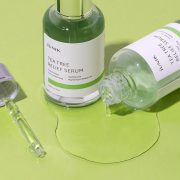 Umirujuci serum sa ekstraktom cajnog drveta (4) Umirujuci serum sa ekstraktom cajnog drveta (4)