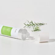 Umirujuci toner sa ekstraktom cajnog drveta (5) Umirujuci toner sa ekstraktom cajnog drveta (5)
